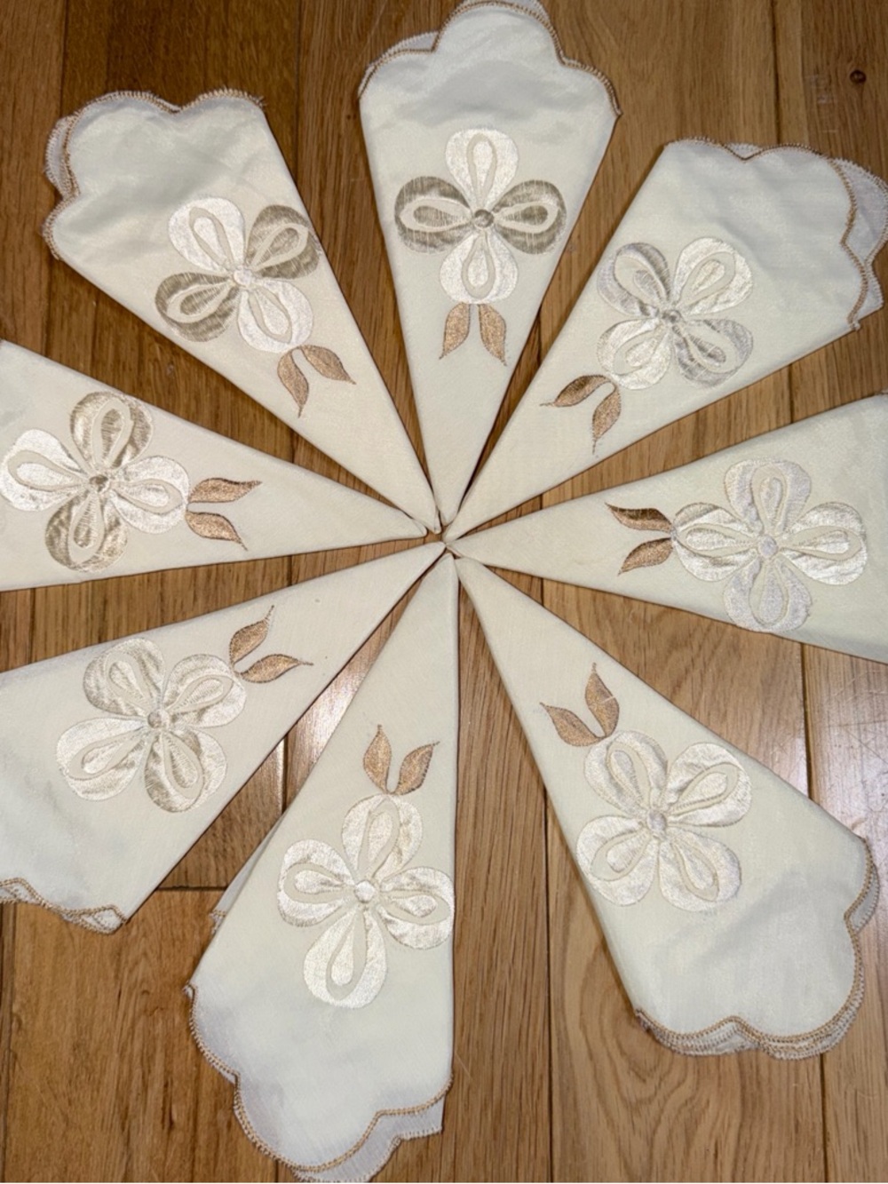 Vintage Embroidered Cream Floral Napkins handkerchief - Set of 8
